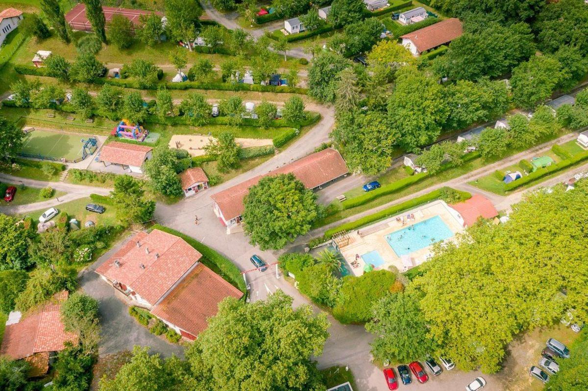 Kampaoh Urrugne Hotel Екстериор снимка